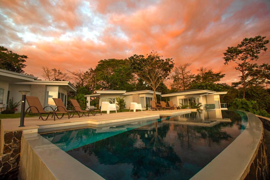Adeluna Luxury Villas Montezuma Eksteriør bilde